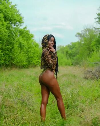 Leaked Flordeufinch private photo viral onlyfans