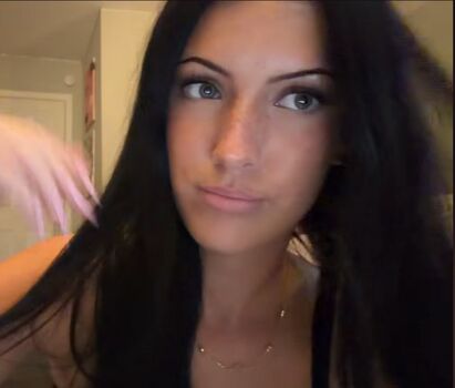 Flowerbomb Asmr
