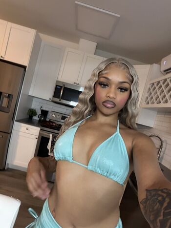 Leaked Foreigntrinnn rapper private photo viral onlyfans