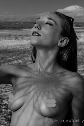 Leaked Foxlily private photo viral onlyfans