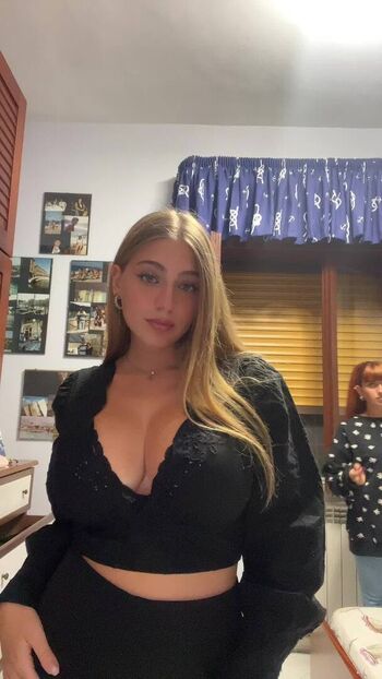 Leaked Francesca salerno private photo viral onlyfans