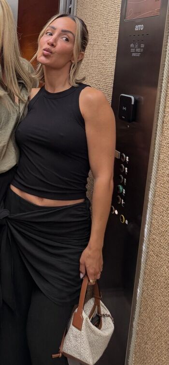 Leaked Frankie bridge  page private photo viral onlyfans