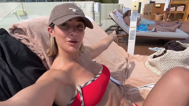 Leaked Frankie bridge  page private photo viral onlyfans