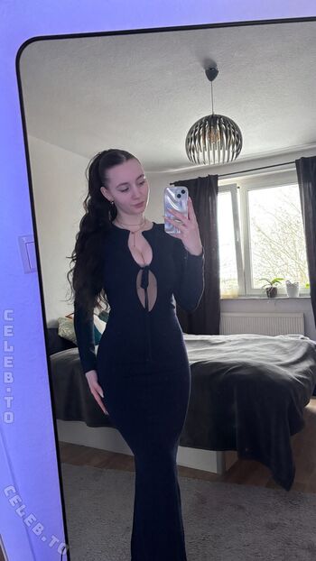 Leaked Franzisunshine private photo viral onlyfans