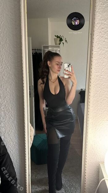 Leaked Franzisunshine private photo viral onlyfans