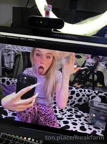 Leaked Freakfarm page private photo viral onlyfans