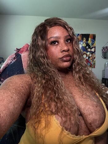 Leaked Freckledn private photo viral onlyfans