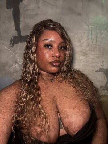 Leaked Freckledn private photo viral onlyfans