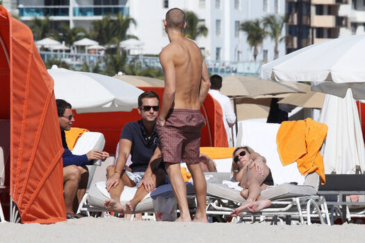 French Celebrities Only (Singer