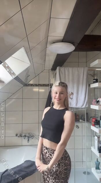 Leaked Freya fsl private photo viral onlyfans