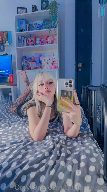 Leaked Fvckzoe private photo viral onlyfans