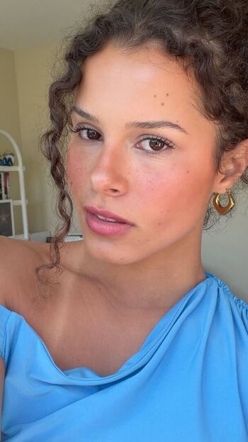 Leaked Gabriella saraivah page private photo viral onlyfans