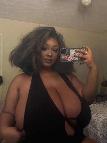 Leaked Gabriellethegoddesss private photo viral onlyfans