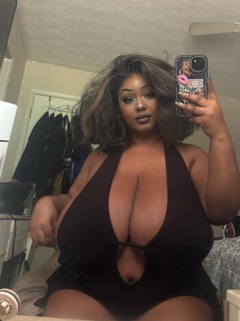 Leaked Gabriellethegoddesss private photo viral onlyfans
