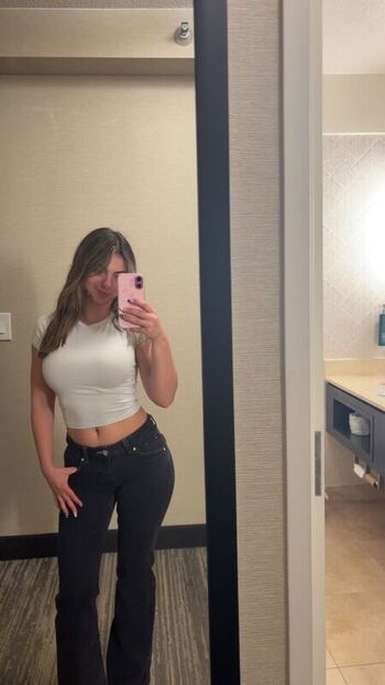 gaby_zola