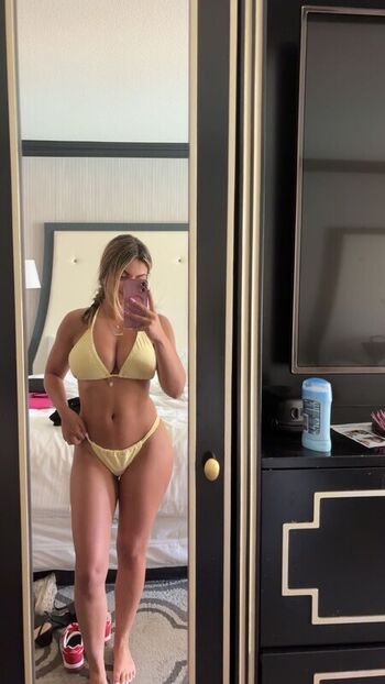 gaby_zola