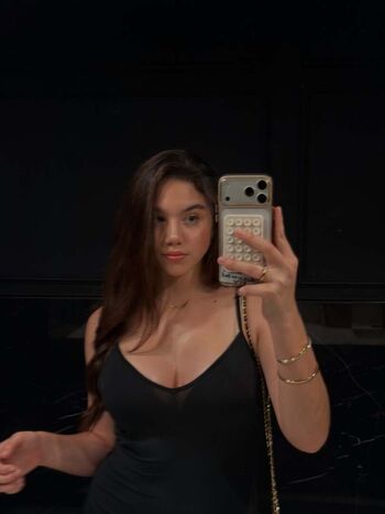 Leaked Gaela barraza page private photo viral onlyfans