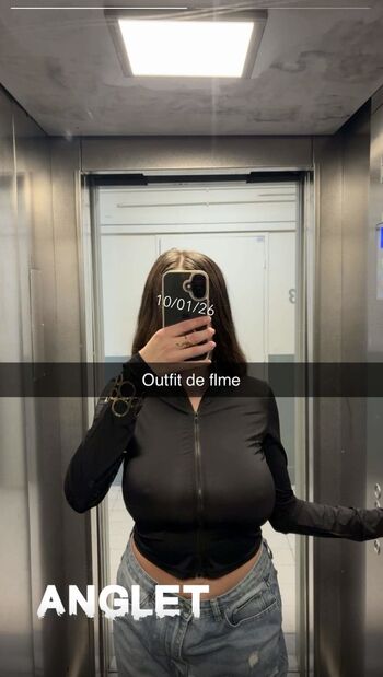 Leaked Gaxllxx private photo viral onlyfans