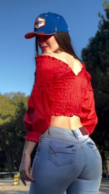Leaked Geandra bazzanella page private photo viral onlyfans