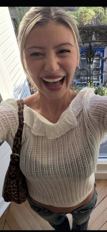 Leaked Genevieve hannelius private photo viral onlyfans
