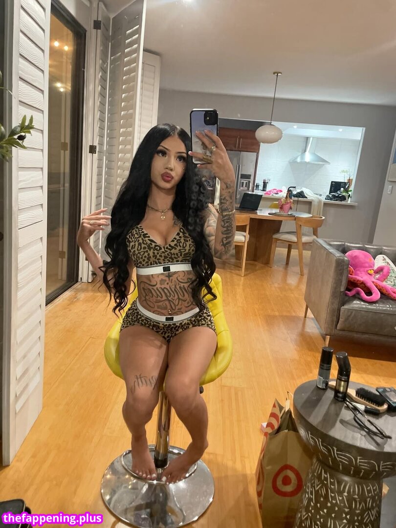 Ggzzmel Cacagirl Ggzmel / ggzmel / ggzzmell / https: Nahá OnlyFans fotografie #18