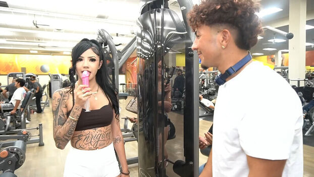 Leaked Ggzzmel cacagirl ggzmel private photo viral onlyfans