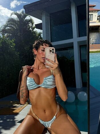 Leaked Gianna evelyn private photo viral onlyfans