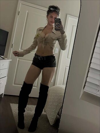 Leaked Giavannanmoore page private photo viral onlyfans