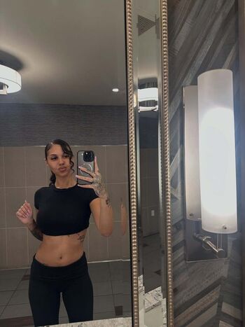 Leaked Giavannanmoore page private photo viral onlyfans