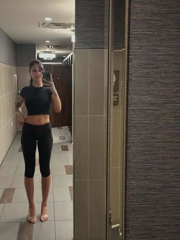 Leaked Giavannanmoore page private photo viral onlyfans