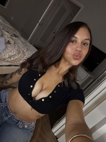Leaked Giavannanmoore page private photo viral onlyfans