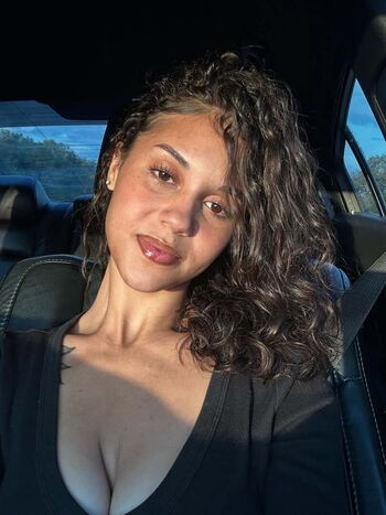 Leaked Giavannanmoore page private photo viral onlyfans