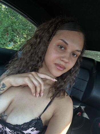Leaked Giavannanmoore private photo viral onlyfans