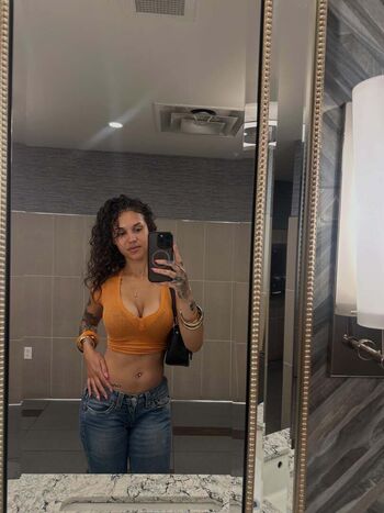 Leaked Giavannanmoore private photo viral onlyfans