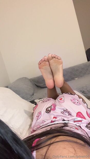 Gifeet06
