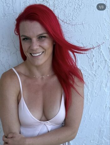 Leaked Gillian robertson private photo viral onlyfans