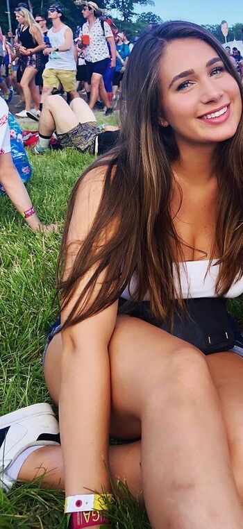 Gina Lewis