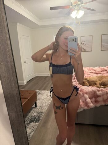 Leaked Ginger babe page private photo viral onlyfans