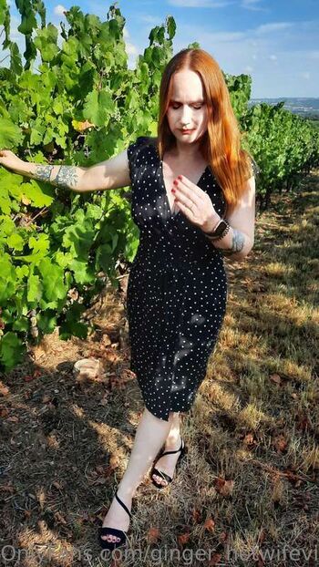 Ginger_hotwifeVIP