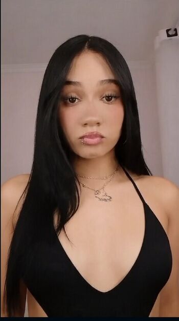 Leaked Giovanna moncao private photo viral onlyfans