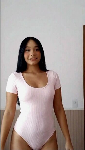 Leaked Giovanna moncao private photo viral onlyfans
