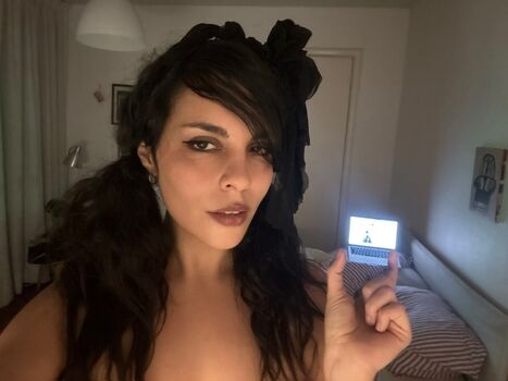 Leaked Girl ultra private photo viral onlyfans