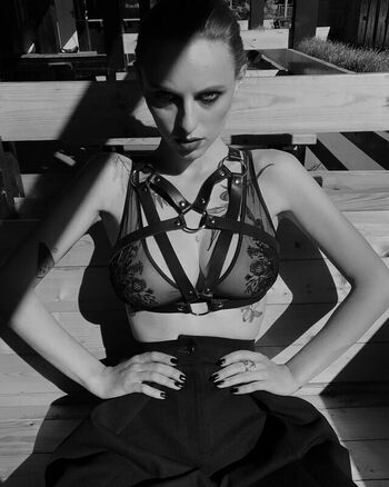 Leaked Girlvinishko page private photo viral onlyfans