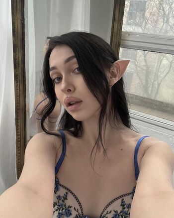 Leaked Girlwalkingonfire private photo viral onlyfans