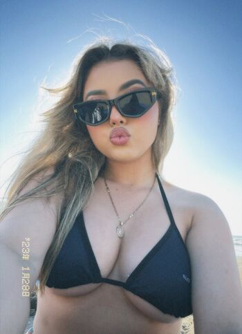 Gisselle Next Door