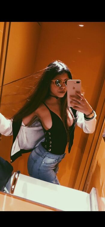 Leaked Giuli lourdes private photo viral onlyfans