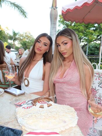 Leaked Goddessleoni private photo viral onlyfans