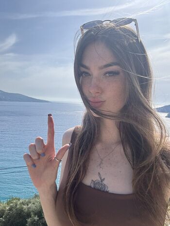 Leaked Goddesslexi private photo viral onlyfans