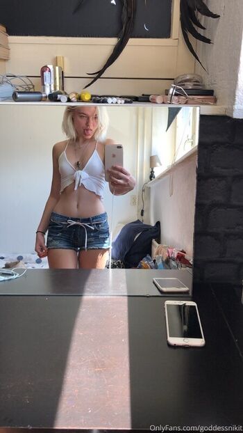 Leaked Goddessnikit private photo viral onlyfans
