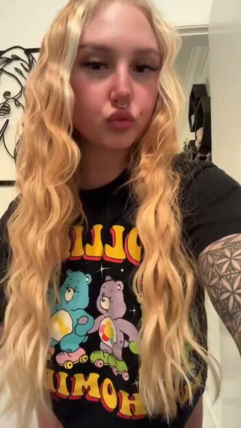 Gostosas Com Peitos Caidos